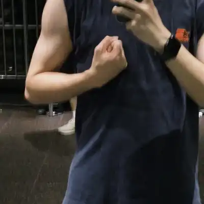 赖杰怡